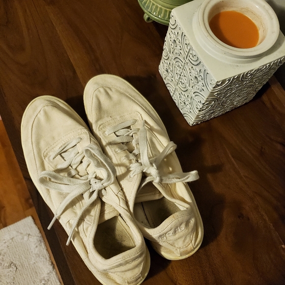 Reebok Club C Sneakers - Picture 3 of 3
